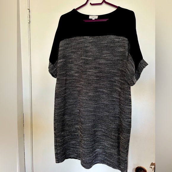 Dress style oversize - Picture 2 of 4